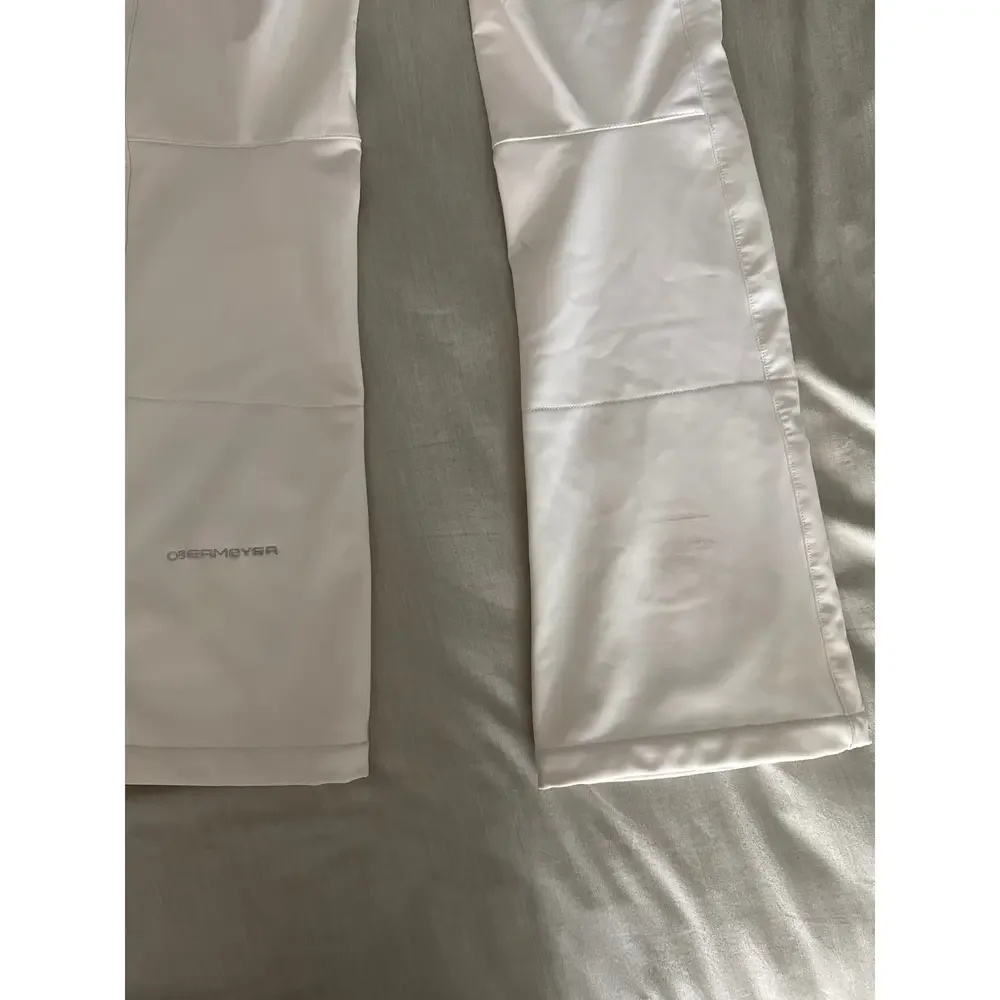 Obermeyer Clio Softshell Ski Pants 4 in White - Picture 7 of 8